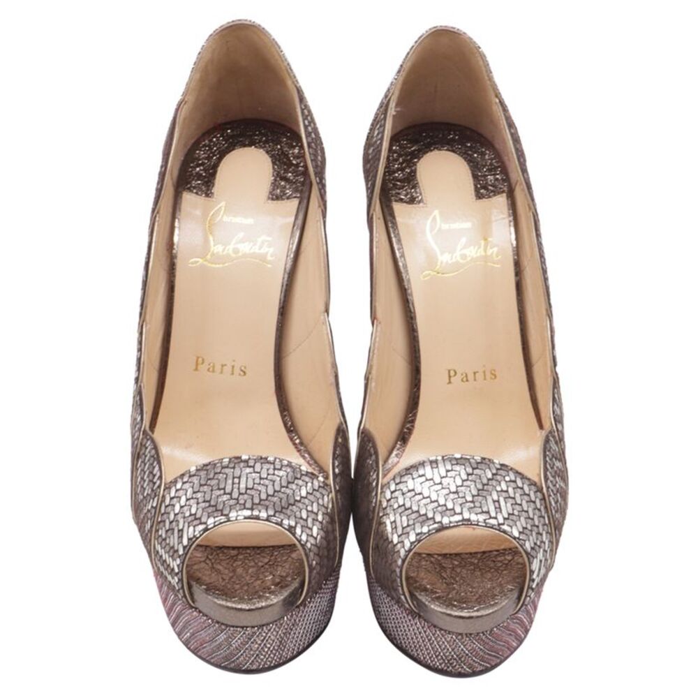 Christian Louboutin Torsatoe Scallop Platform Pumps in Silver Leather